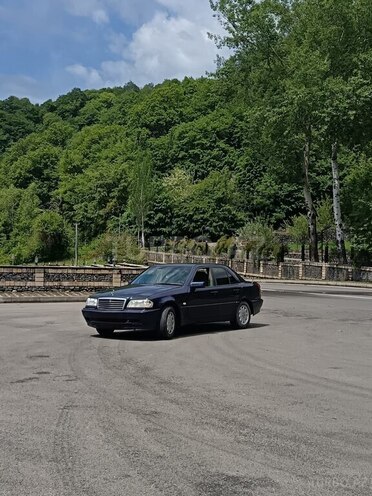 Mercedes C 180-3