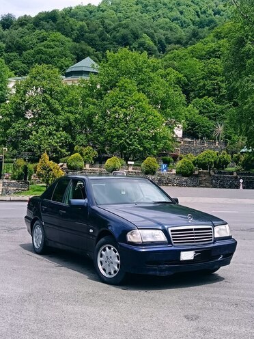 Mercedes C 180-5