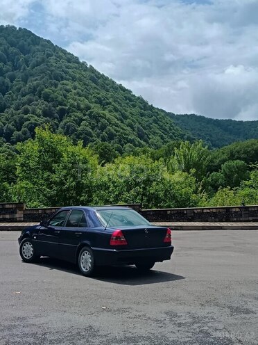 Mercedes C 180-6