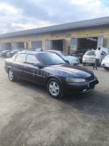 Opel Vectra-6