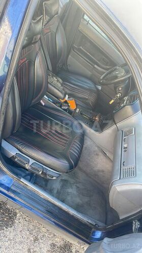 BMW 320-2