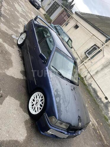 BMW 320-7