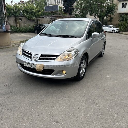 Nissan Tiida-8