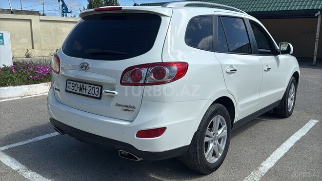 Hyundai Santa Fe-4