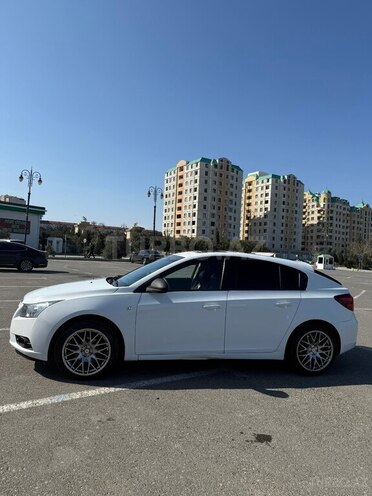 Chevrolet Cruze-2