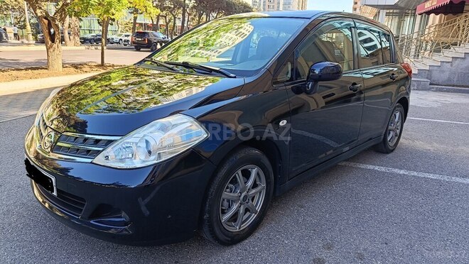 Nissan Tiida-9
