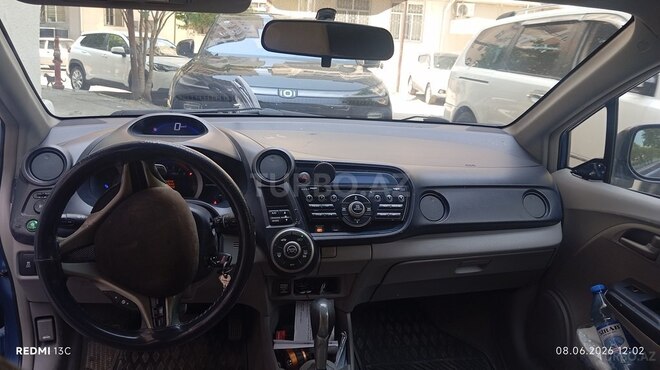 Honda Insight-2