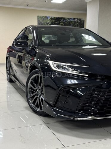Toyota Camry-3