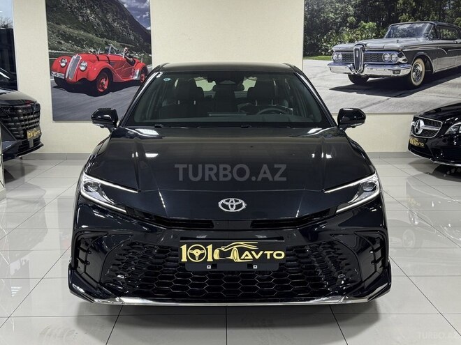 Toyota Camry-1