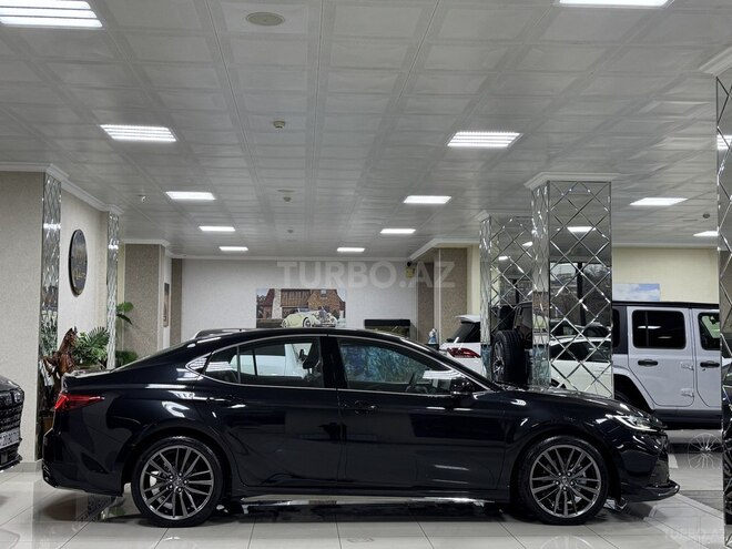 Toyota Camry-4