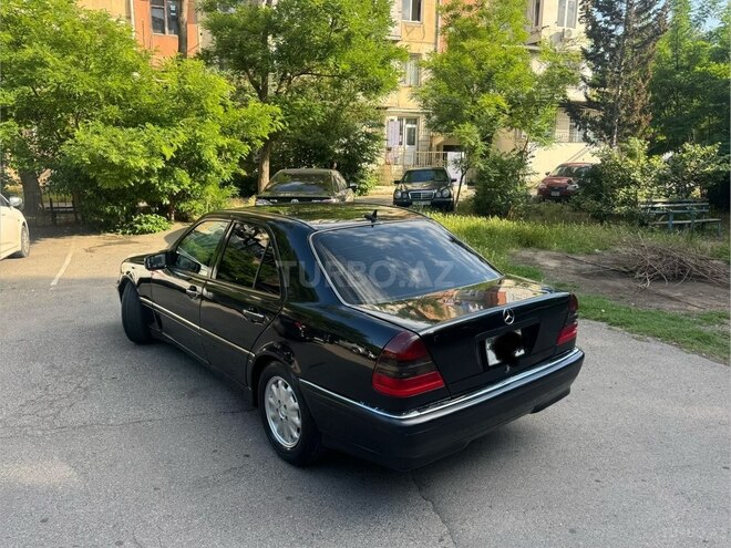 Mercedes C 230-4