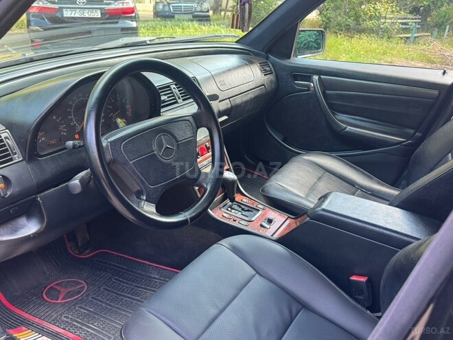 Mercedes C 230-8