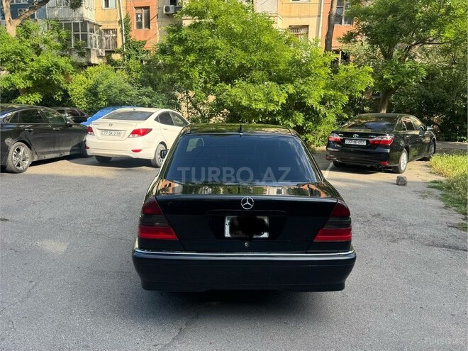 Mercedes C 230-3