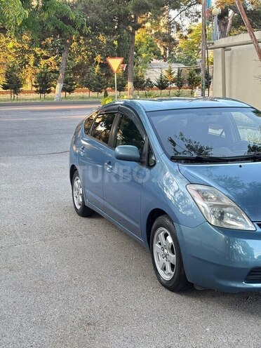 Toyota Prius-17