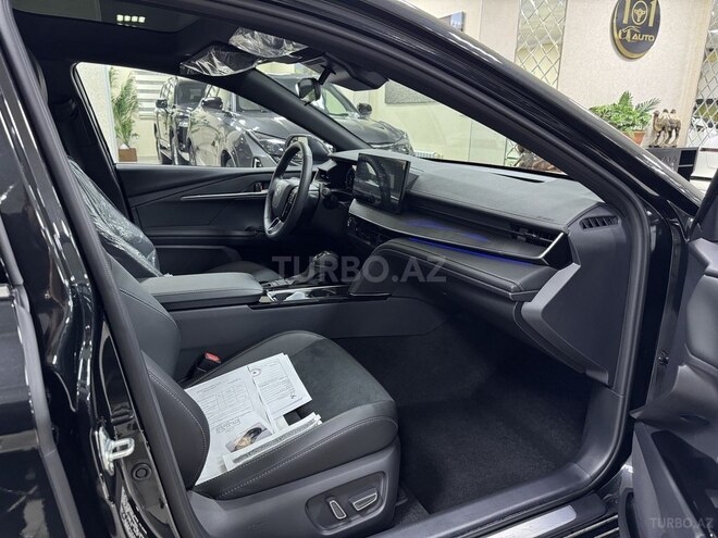 Toyota Camry-9