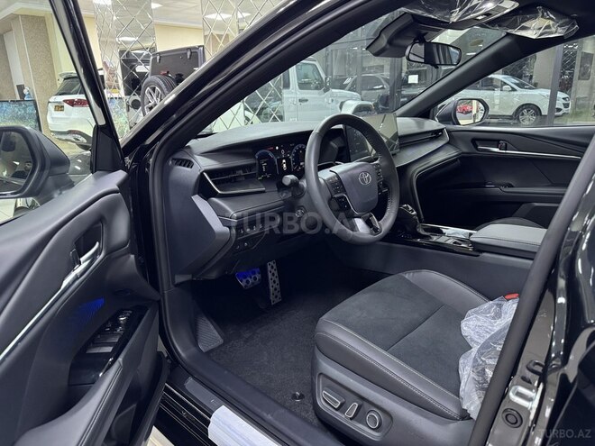 Toyota Camry-10