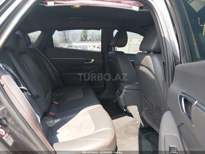 Hyundai Sonata-10