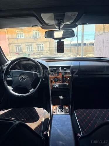 Mercedes C 180-9