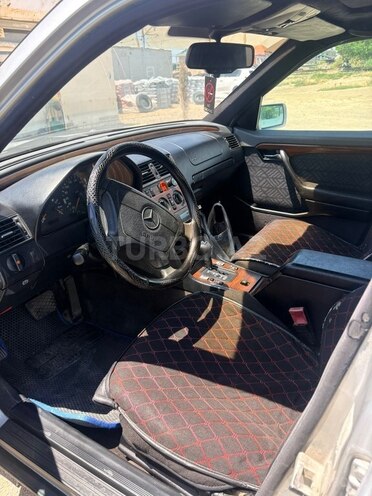 Mercedes C 180-8