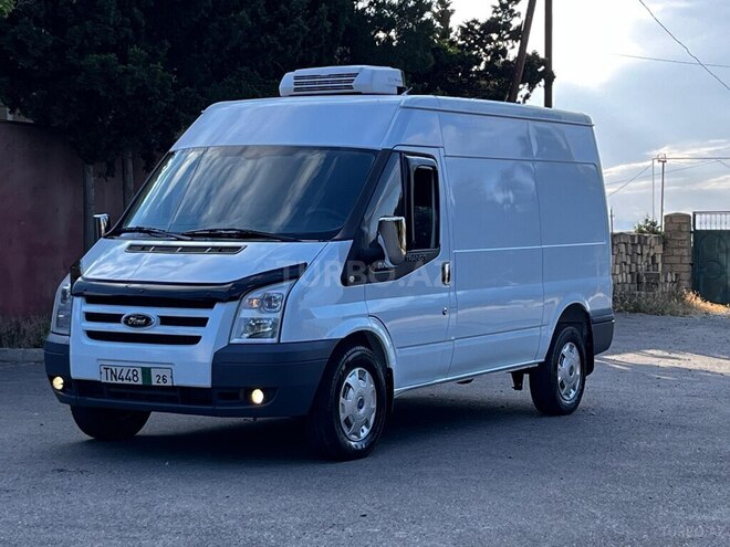 Ford Transit-2