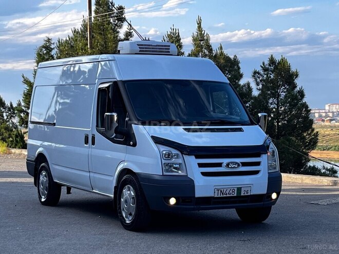Ford Transit-3