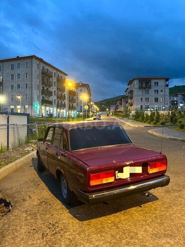 LADA (VAZ) 2107-2