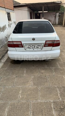 Nissan Sunny-7