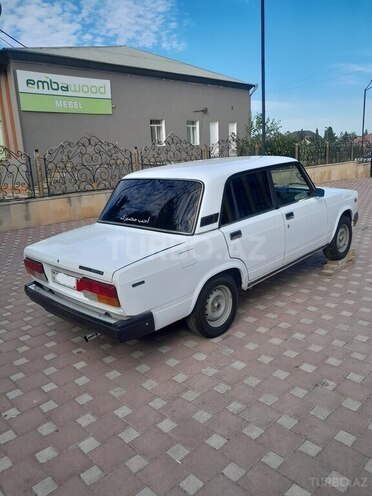 LADA (VAZ) 2107-4