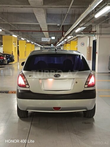 Kia Rio-2
