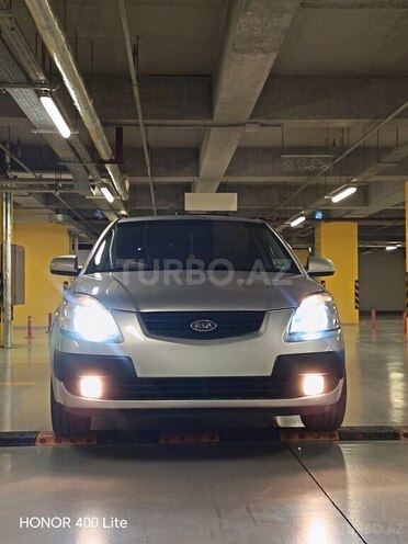 Kia Rio-7