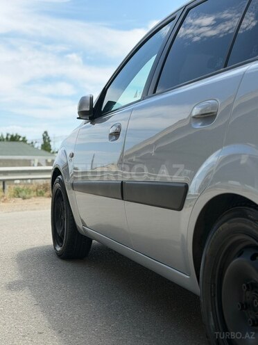 Kia Rio-8