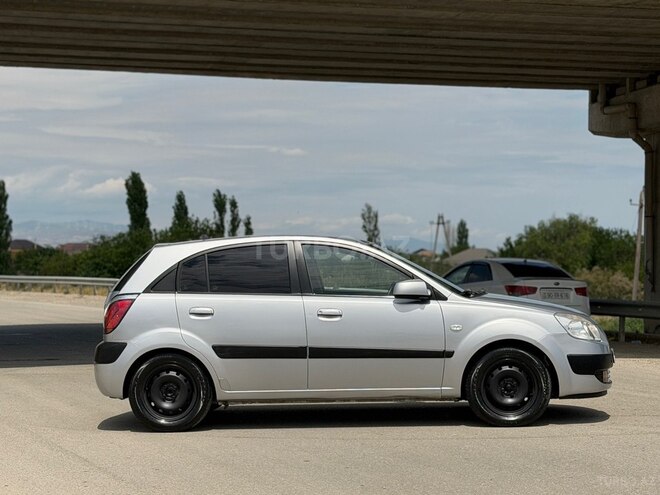 Kia Rio-3