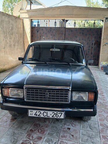 LADA (VAZ) 2107-1