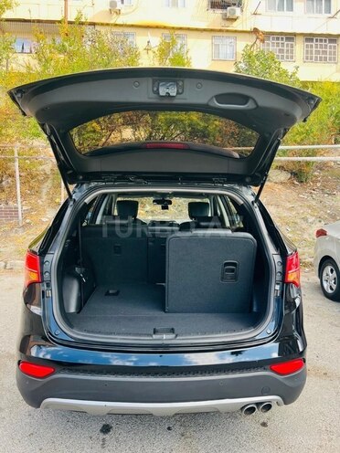 Hyundai Santa Fe-9