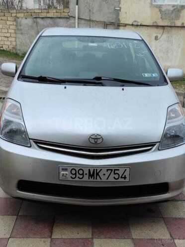 Toyota Prius-1