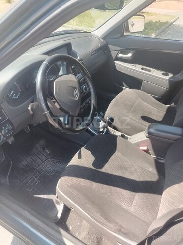 LADA (VAZ) Priora-8