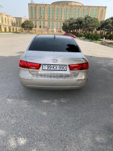 Hyundai Sonata-6