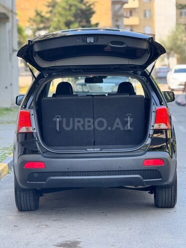 Kia Sorento-11