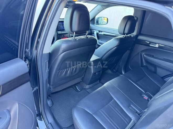 Kia Sorento-14