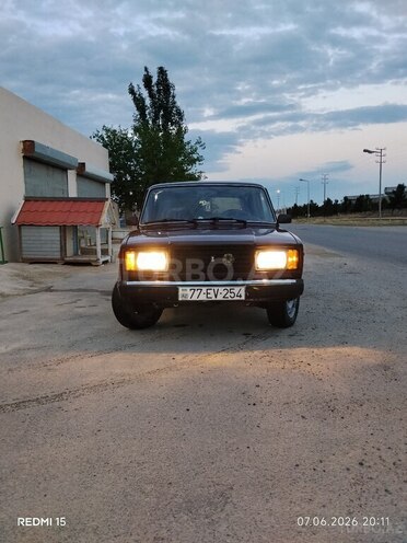 LADA (VAZ) 2107-4