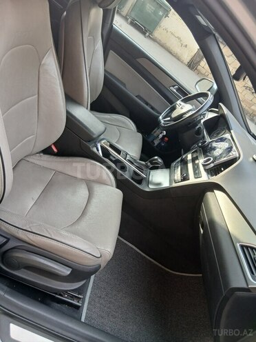 Hyundai Sonata-8