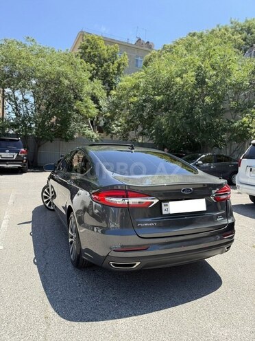 Ford Fusion (North America)-5