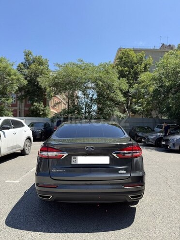 Ford Fusion (North America)-6