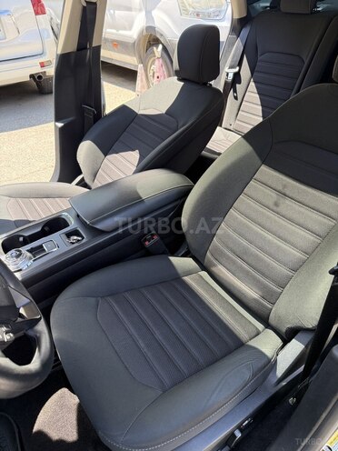 Ford Fusion (North America)-10