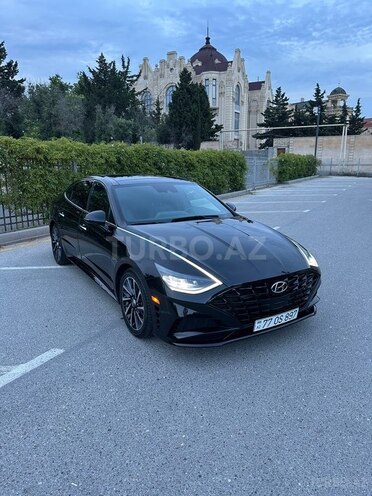 Hyundai Sonata-2