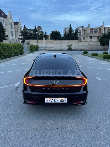 Hyundai Sonata-5