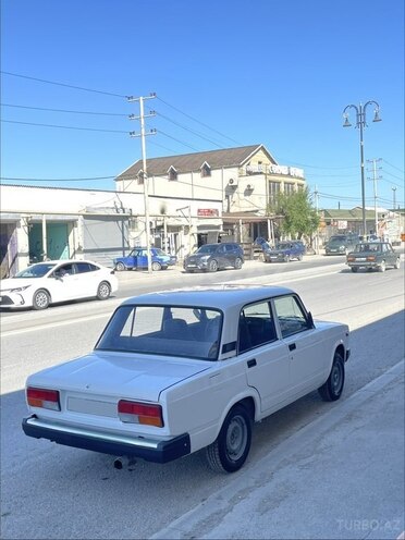 LADA (VAZ) 2107-5