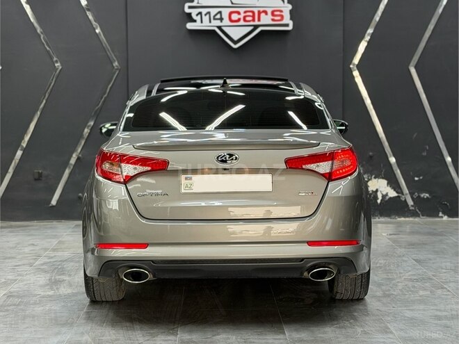 Kia Optima-4
