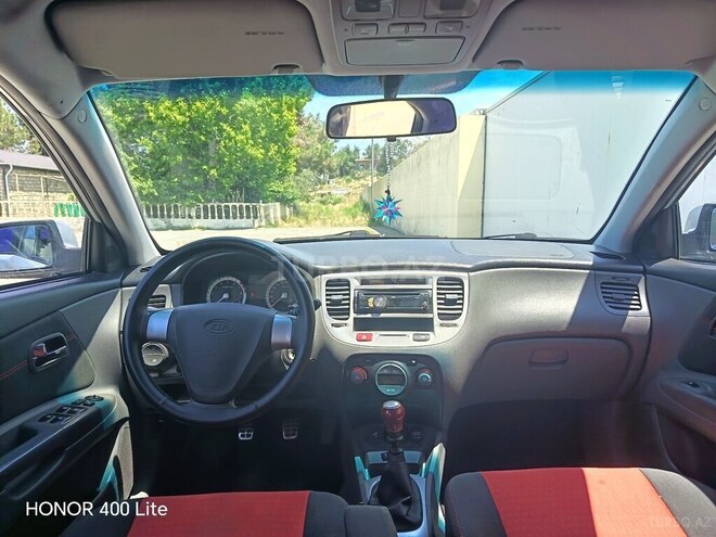 Kia Rio-14