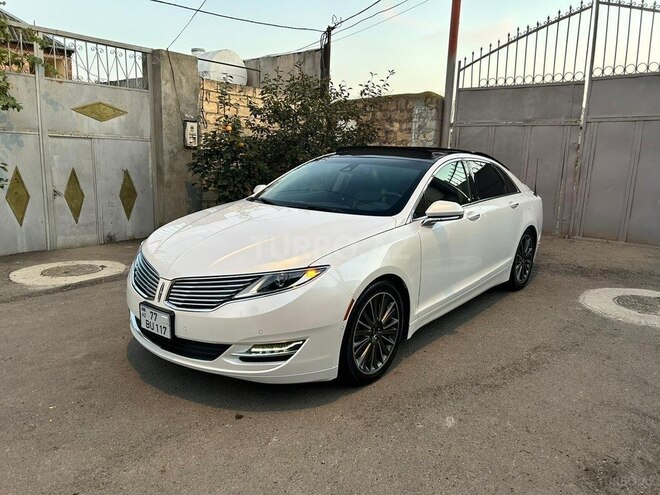 Lincoln MKZ-7